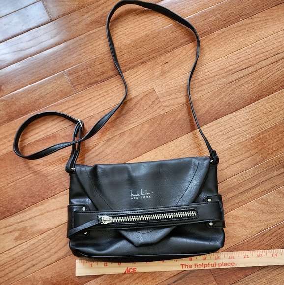 Nicole Miller Black Faux Leather Shoulder Bag - Picture 9 of 10